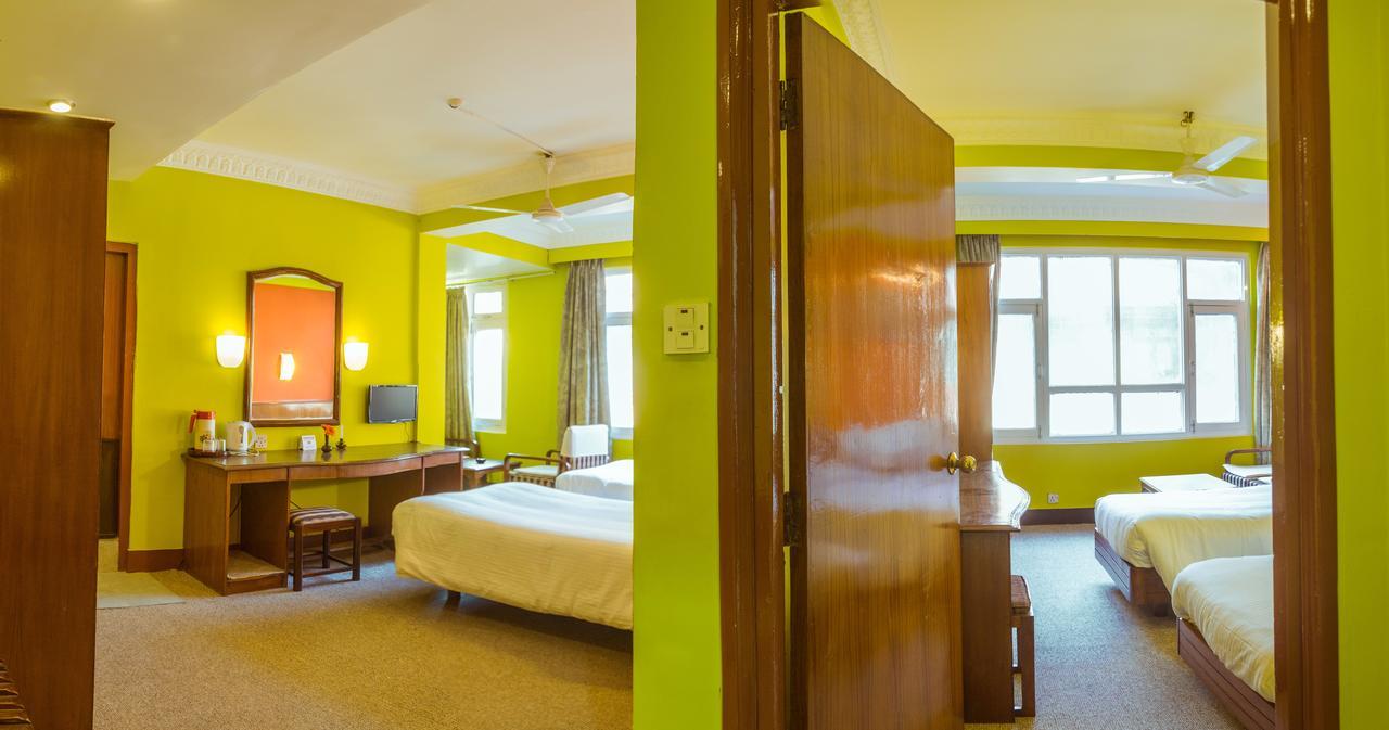Harati Manor Inn Kathmandu Exterior foto